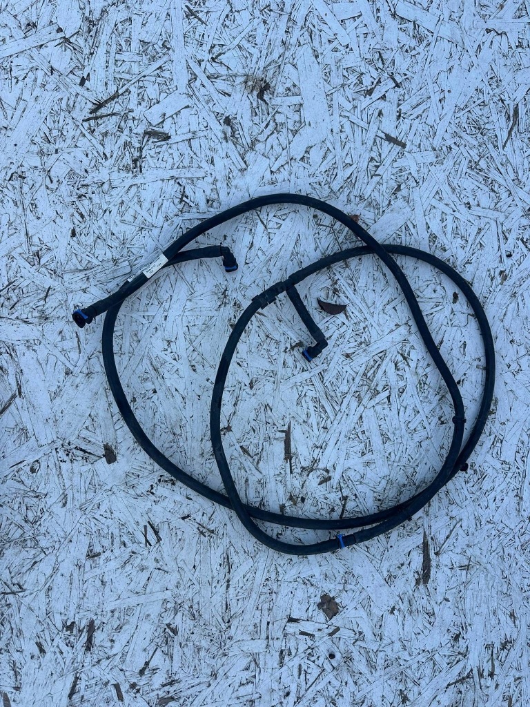 фото №1, Audi q5 sq5 2013 с передний wąż / шланг распылителя лампы передней