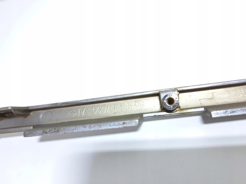 фото №3, Hyundai tucson ii iii lift молдинг хром решётка решетка 863f5-d7600