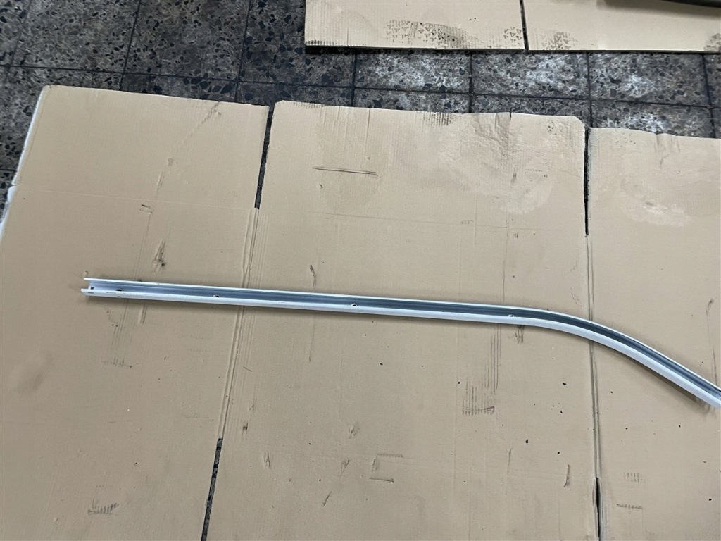 фото №3, Напрямна двері розсувних правих верхній renault master iii iv 10-23