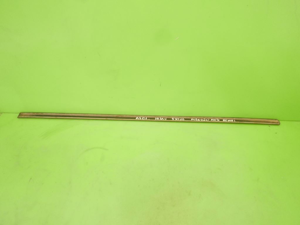 фото №4, Молдинг дверная правая перед ford mondeo mk3 k0