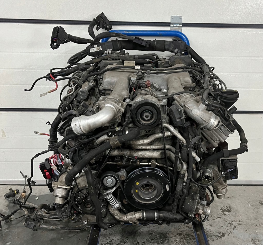 Купити Audi a8 d4 рестайлінг  двигун 4.2 tdi cte ctec