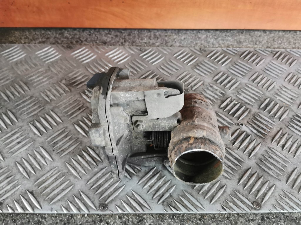 фото №1, Дроссельная заслонка выхлоп труба renault clio iv 1.5 dci