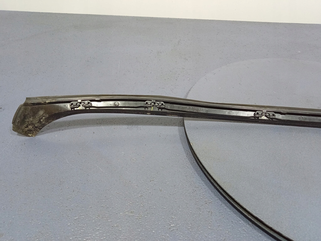 фото №9, Bmw x4 f98 g02 прокладка щель крыша 7424402