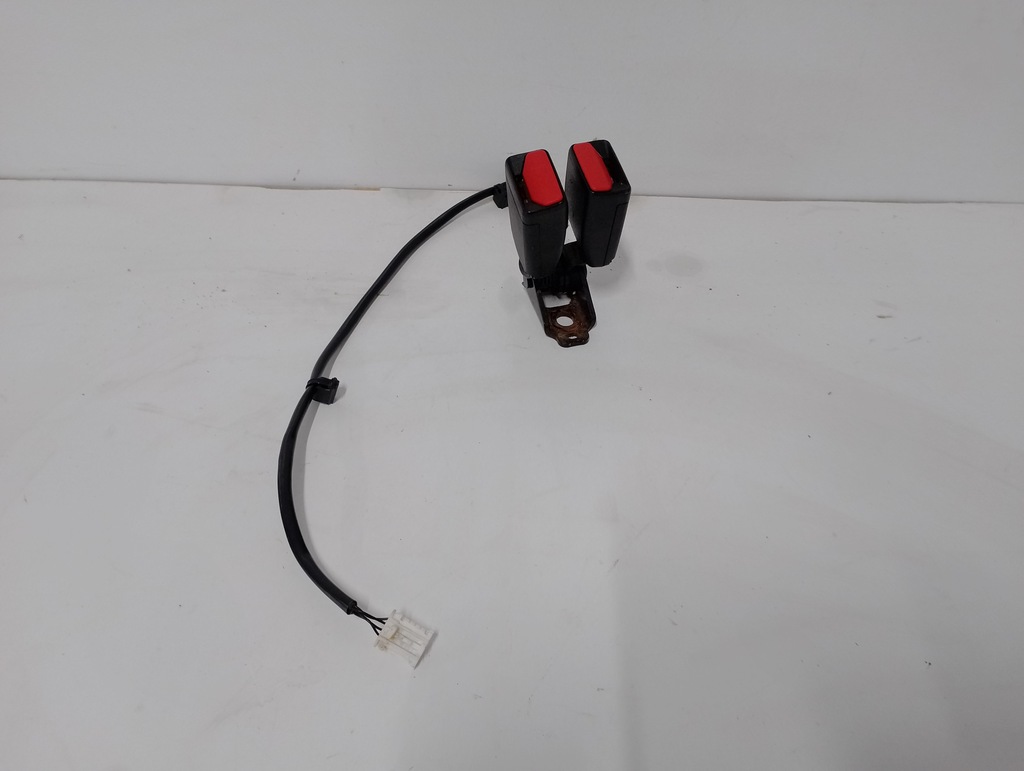 фото №1, Кліпса поперечина задня citroen ds5