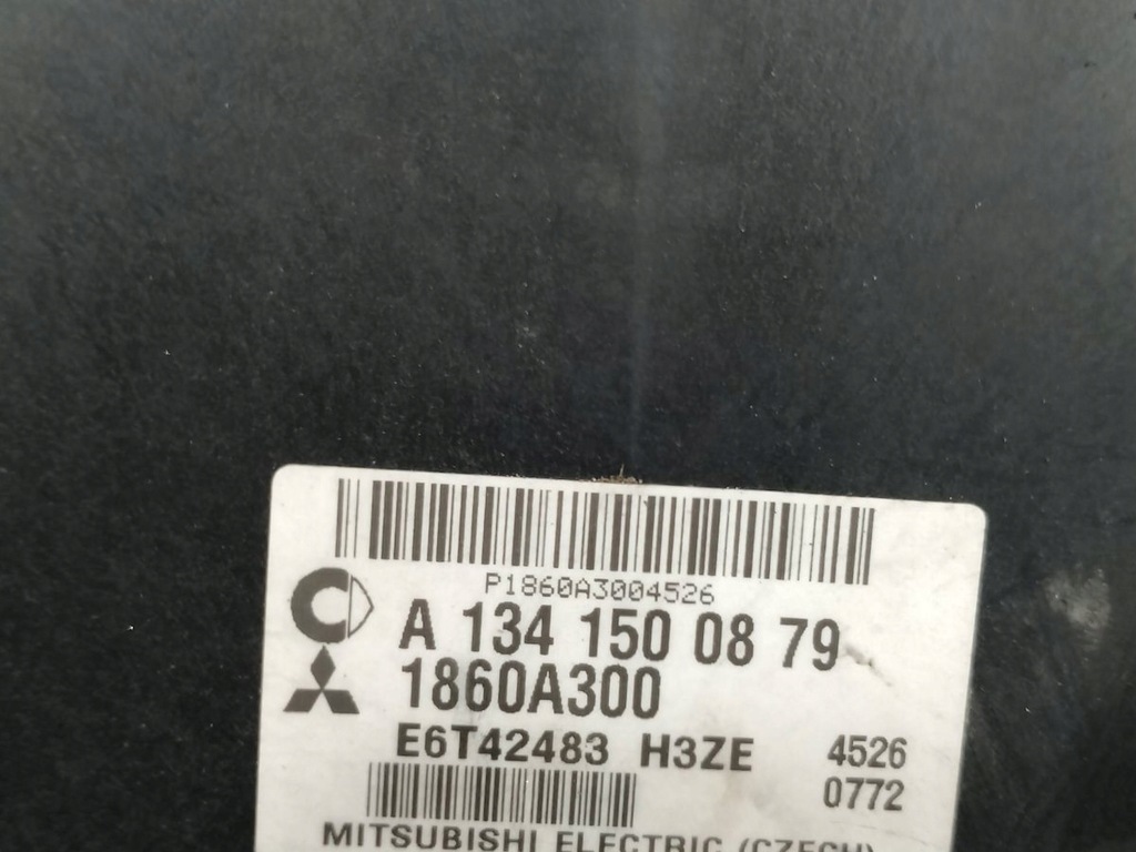 фото №6, Бортовой компьютер, блок управления smart forfour i a1341500879 1860a300 e6t42483 1.1 12v