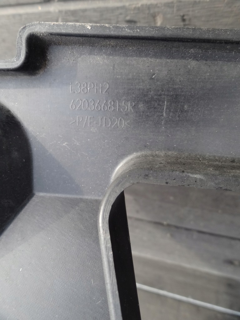 фото №8, Renault fluence 2015 lift решётка радиатора решётка радиатора усилитель