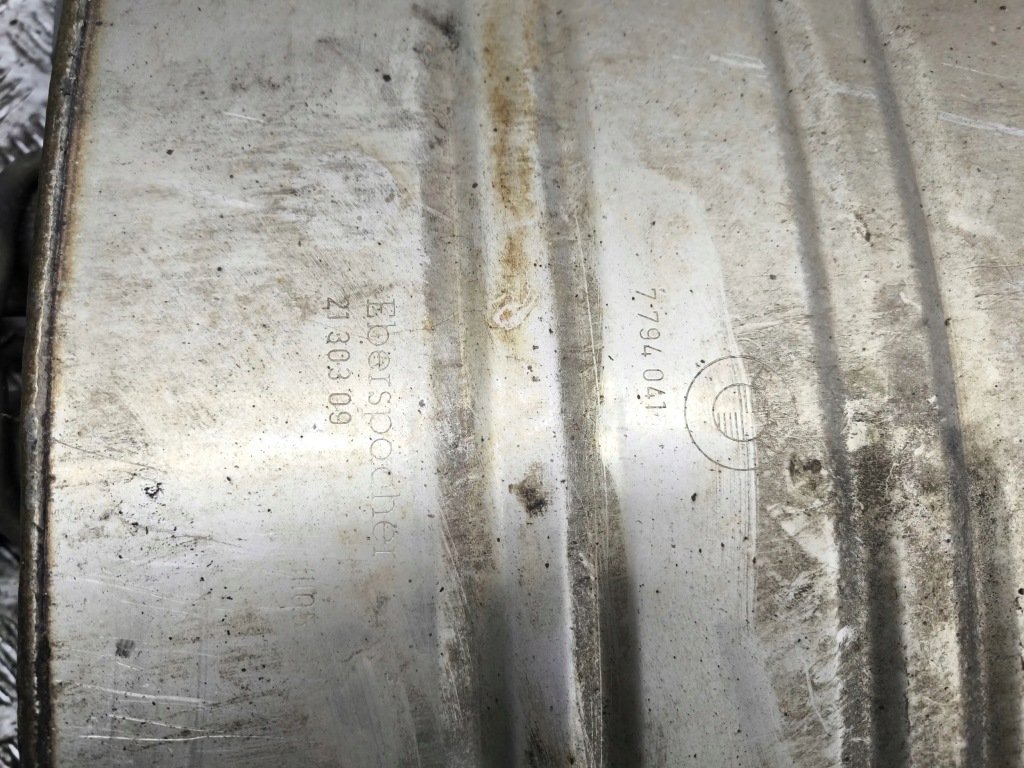 фото №6, Bmw 5 e60 e61 2005 гасник kompletny