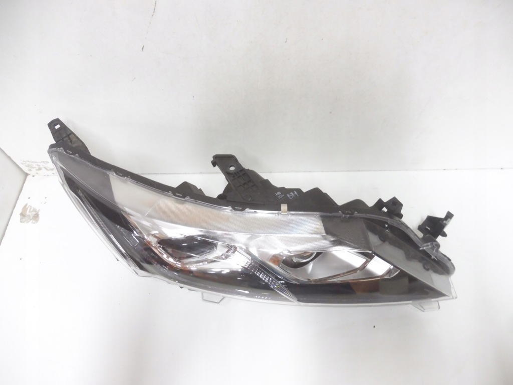 Mitsubishi eclipscross фара правый  pol led Цена