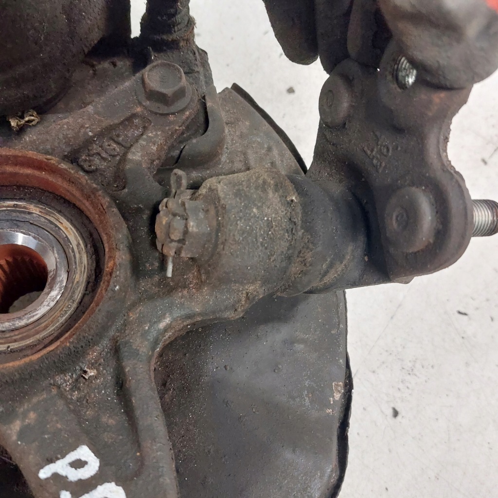 фото №6, Honda civic viii 8 1,3 sedan гибрид поворотный кулак правая передняя суппорт диск