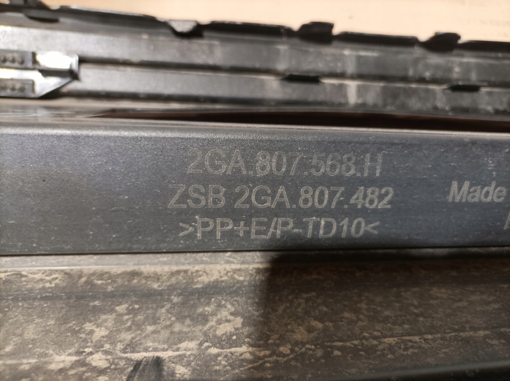 фото №5, Накладка бампер задня vw t-roc r 2ga807568h