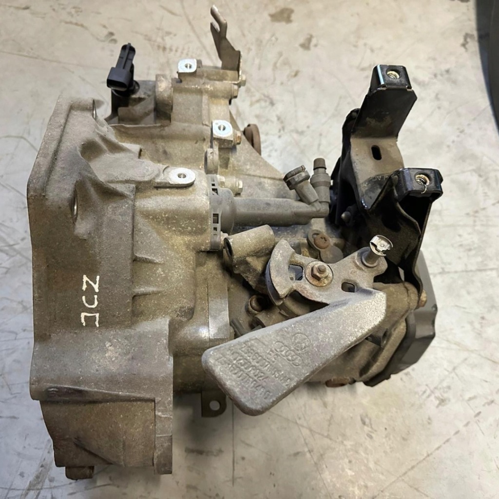 фото №1, Volkswagen оригинальный номер jcz коробка передач передач