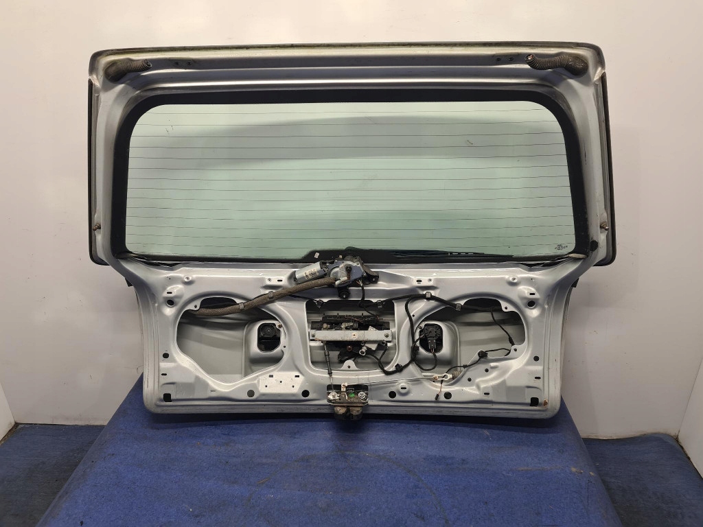 фото №8, Audi a6 c5 kombi задняя крышка багажника багажника ly7w