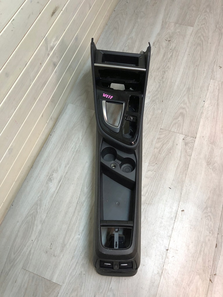 фото №5, Bmw 2 f46 туннель средний