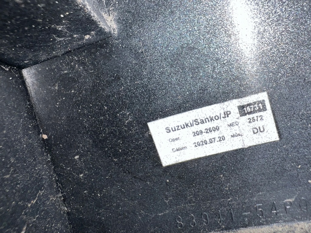 фото №11, Suzuki vitara накладка крышки rok 2020 цвет a9g