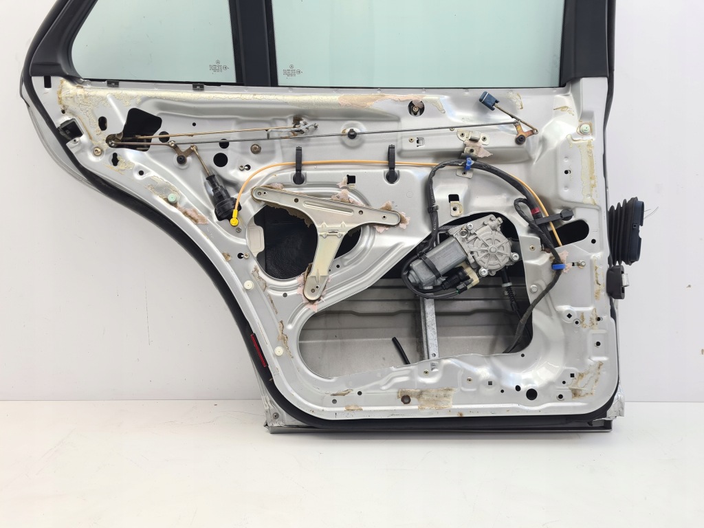 Mercedes s-klasa w140 дверей ліве задні Недорого