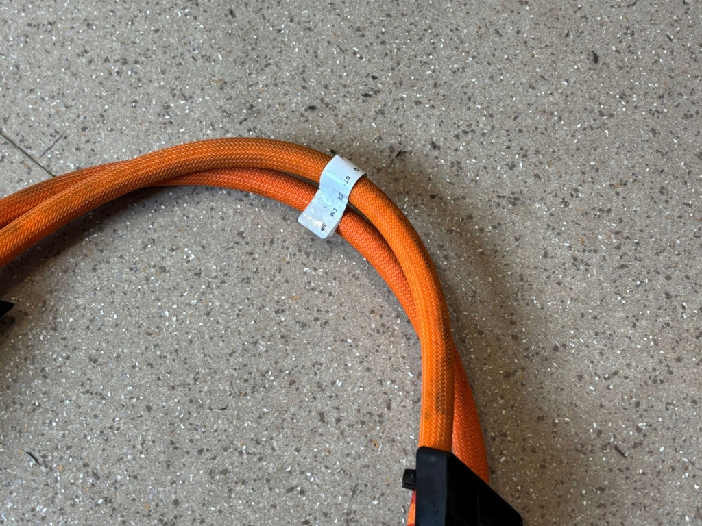 Шланг wysokiego напряжения bmw x1 u11 5a1c8d7 Киев