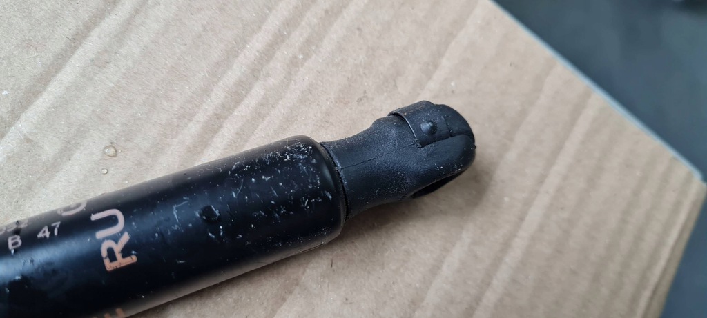 фото №9, Chrysler pacifica 2022 амортизатор привод крышки багажника задняя 68230342af