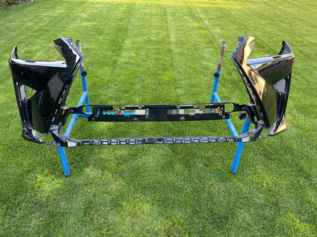 Купить Lexus rx iv 15-19 бампер перед омыватель pdc оригинал