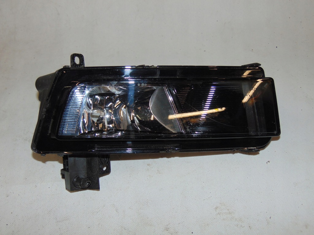 фото №1, Противотуманная фара правый vw touran ii 5ta941662a