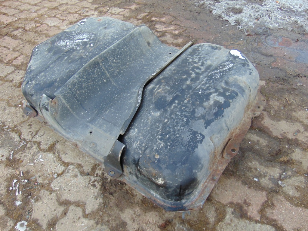 Bak бак пального mitsubishi grandis 2.4 бензин europa в Україні