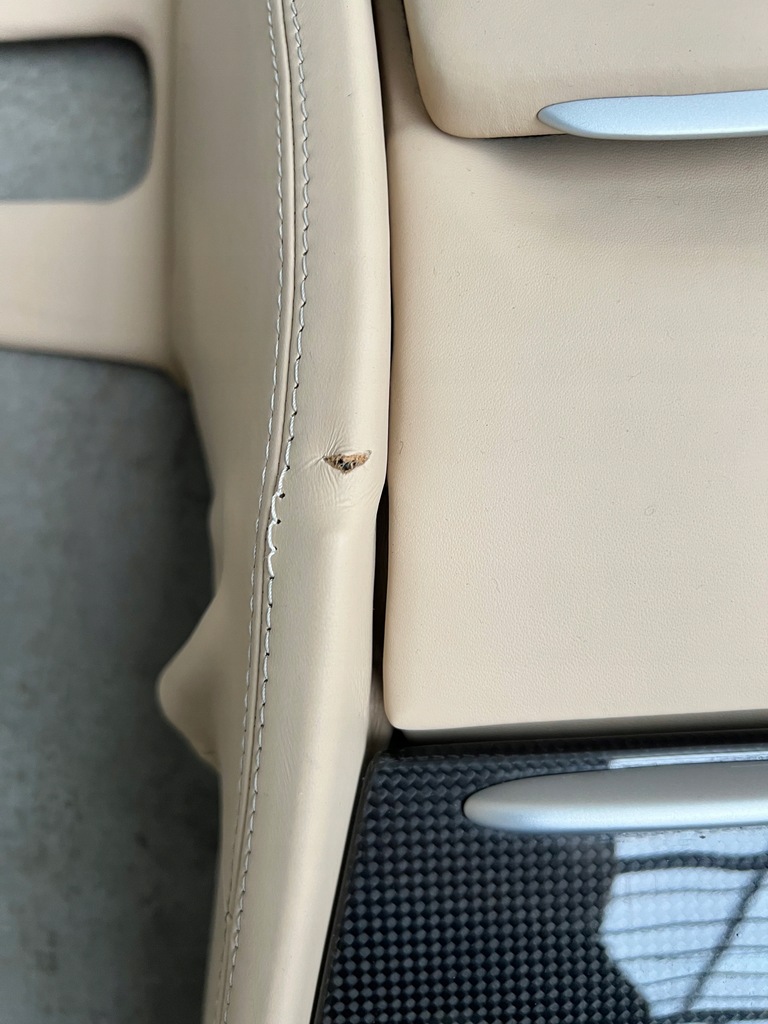 фото №16, Сиденья заднее сиденье туннель средний ferrari ff