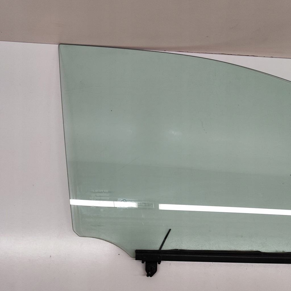 фото №3, Lexus rx 450h 2019 перед сторона права скло двері передніх