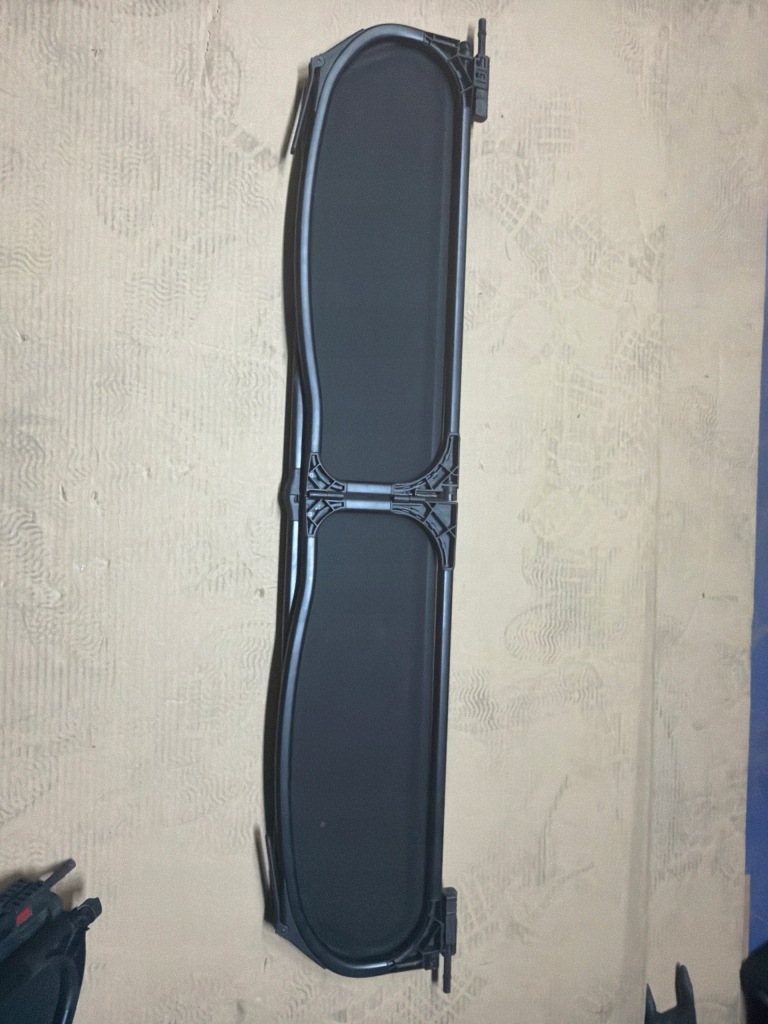 Купити Windshot 9648317377 peugeot 308 cc