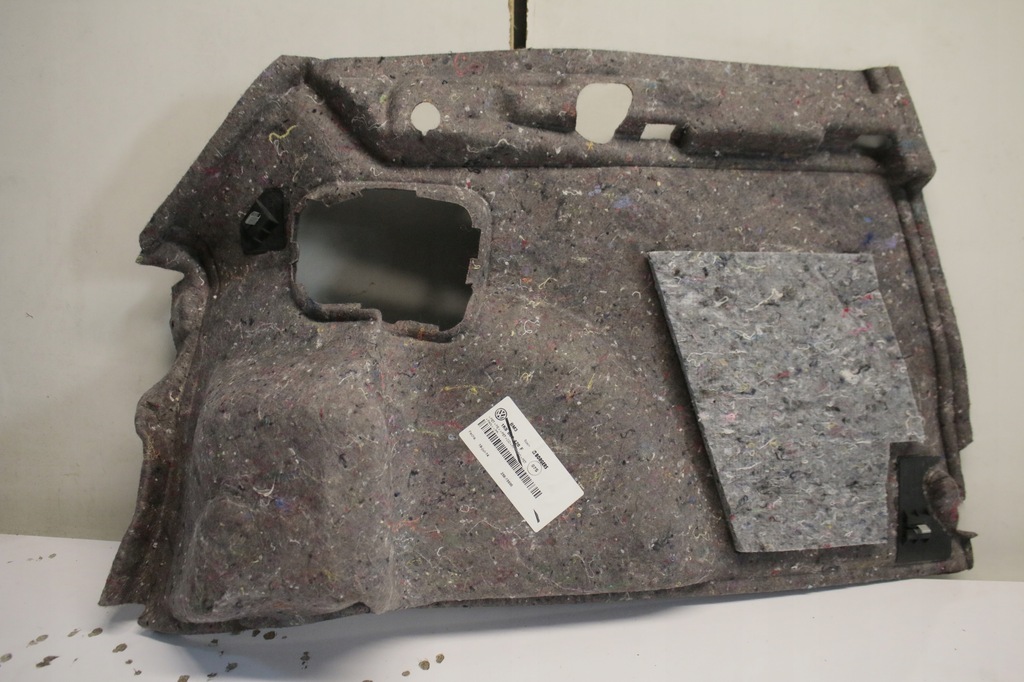 фото №5, Оббивка багажника права vw scirocco