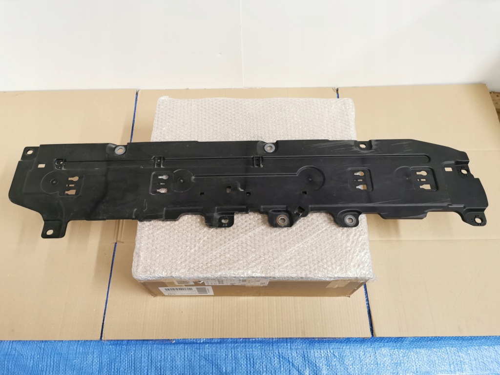 фото №1, Volvo v90 s90 ii 16- защита плита подвеска правая 31497352