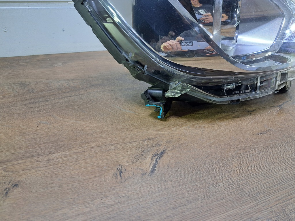 фото №8, Mitsubishi space star лампа перед ксенон права