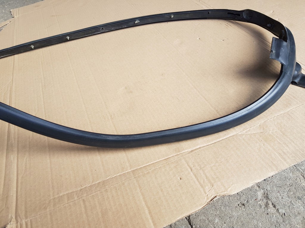 фото №12, Прокладка рамки дверь левый перед / audi a2 99-05 / оригинал / 8z0831721b