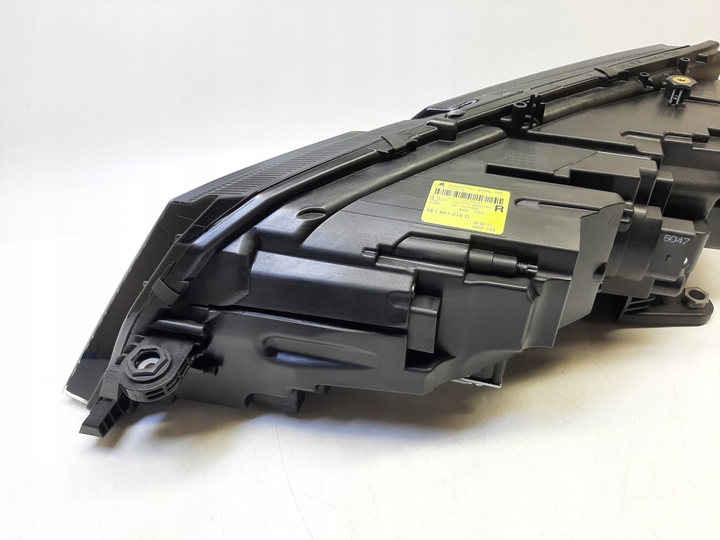 Skoda octavia 3 18+ праві фара led 5e1941016d Київ