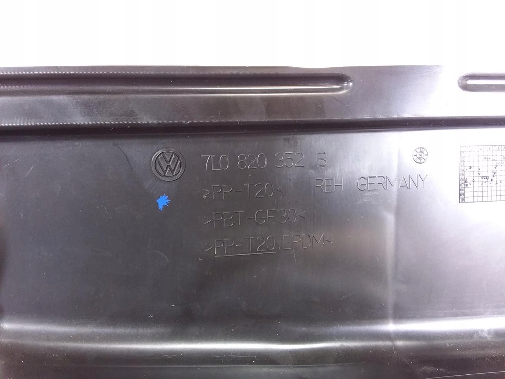 фото №7, Audi q7 4l канал тёплого воздуха 7l0820352b