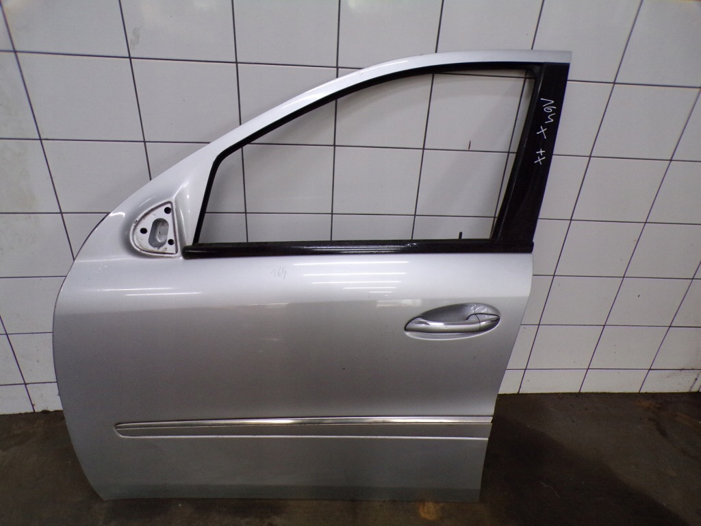 Купити Двері лівий перед mercedes w164 ml lak 775