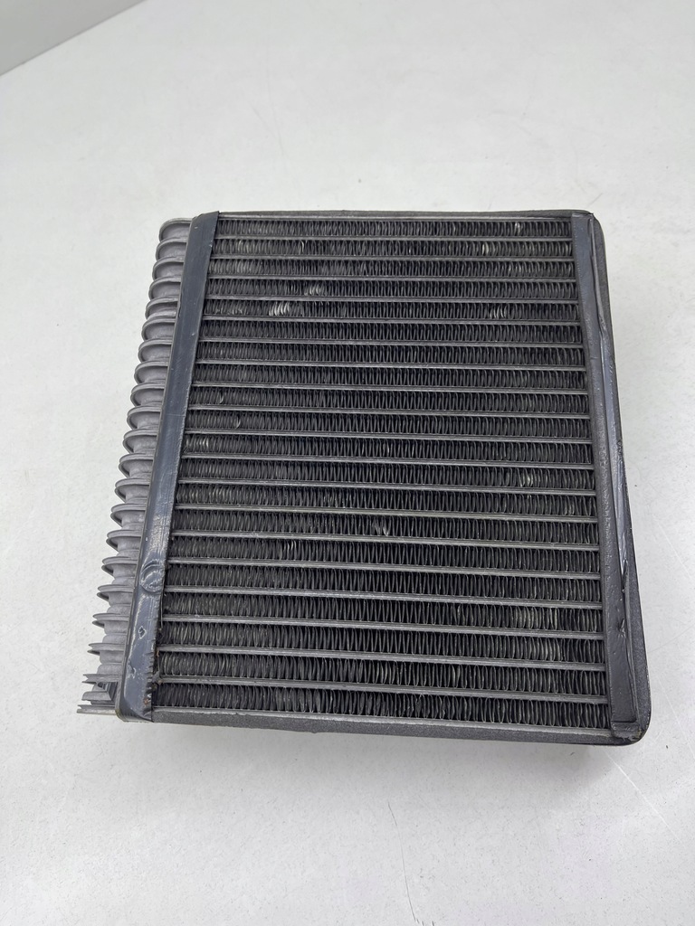 фото №11, Audi q7 4l vw touareg радиатор кондиционера конденсатор