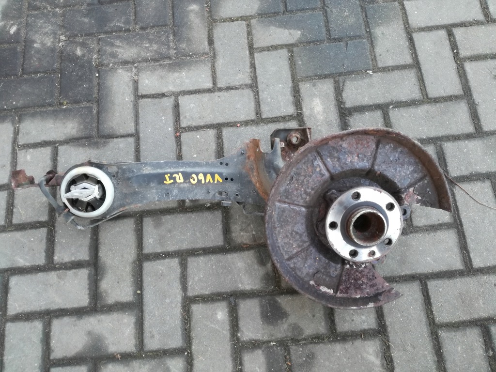 фото №1, Volvo v60 2010 - 2018 rok поворотный кулак ступица рычаг правый задняя