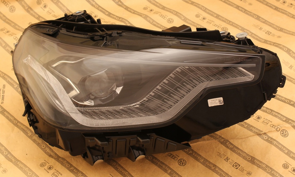 фото №1, Bmw 2 g42 m2 g87 22+ лампа перед передня full led shadow czarna