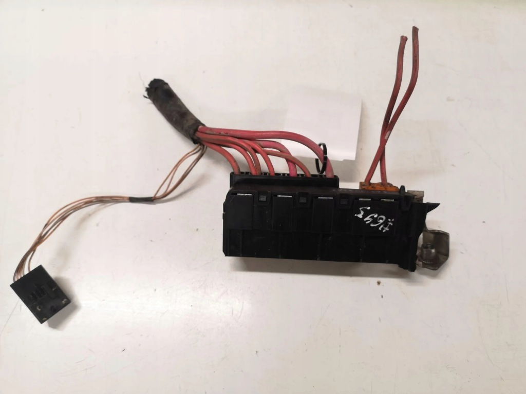 фото №1, Коробка предохранителей renault grand scénic ii jm0/1_ 17187001 1.5l