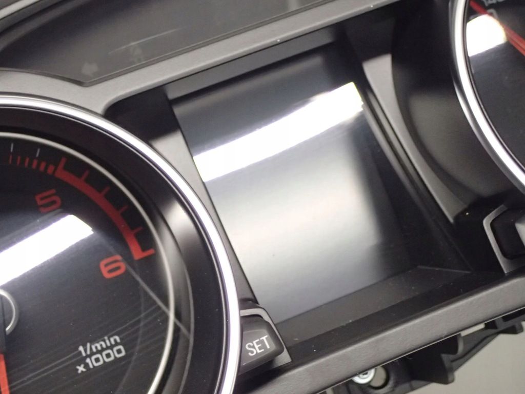 фото №8, Audi a5 8t счетчик / спидометр 8t0920933a