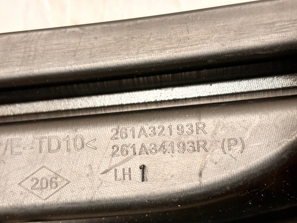 фото №9, Renault megane iii lift решётка бампера левая 261a32193r wys 24h