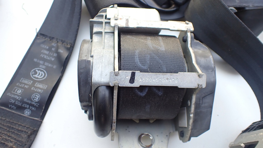 фото №7, Ремни безопасности vw jetta перед zablokowane