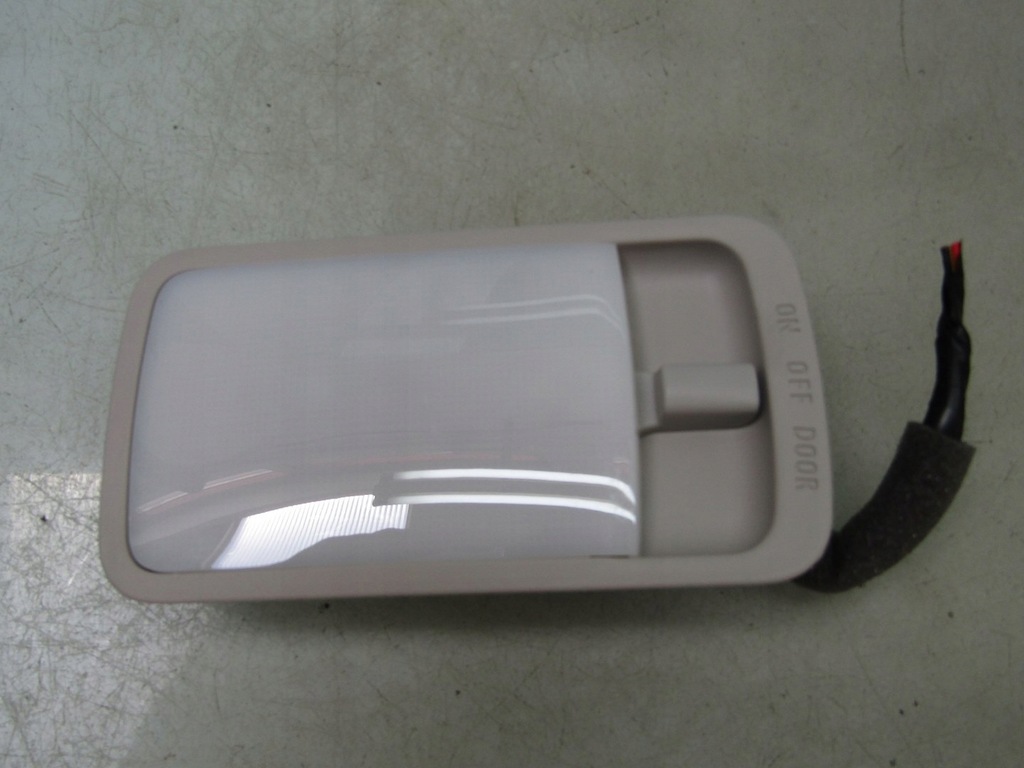 фото №1, Leaf ii ze1 21r лампа кабіни освітлення салону 26410el00a