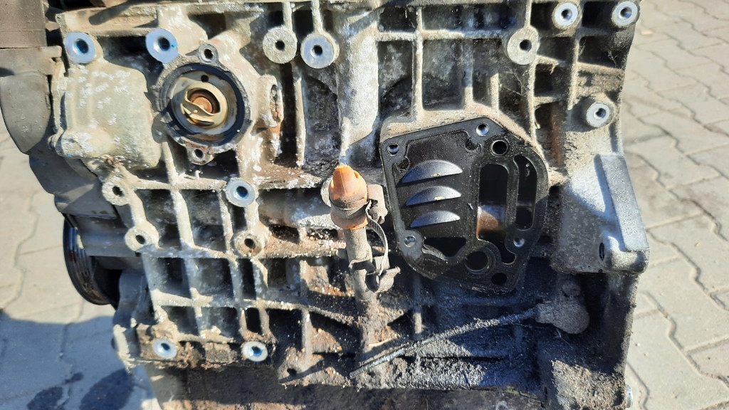 фото №9, Двигатель akl 1.6 8v audi a3 8l 101km измерение