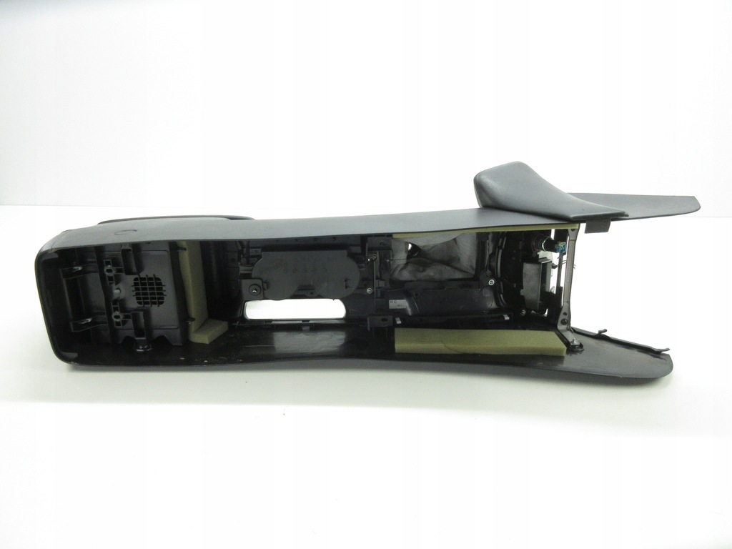 фото №12, Mazda 6 i gg туннель подлокотник kuda pod телефон