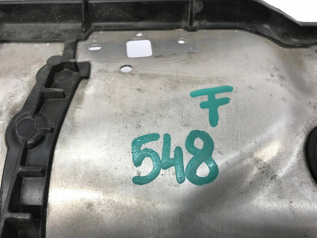 Porsche macan 95b накладка поперечина передній перед підсилювач верхній 95b805931f Оригінал