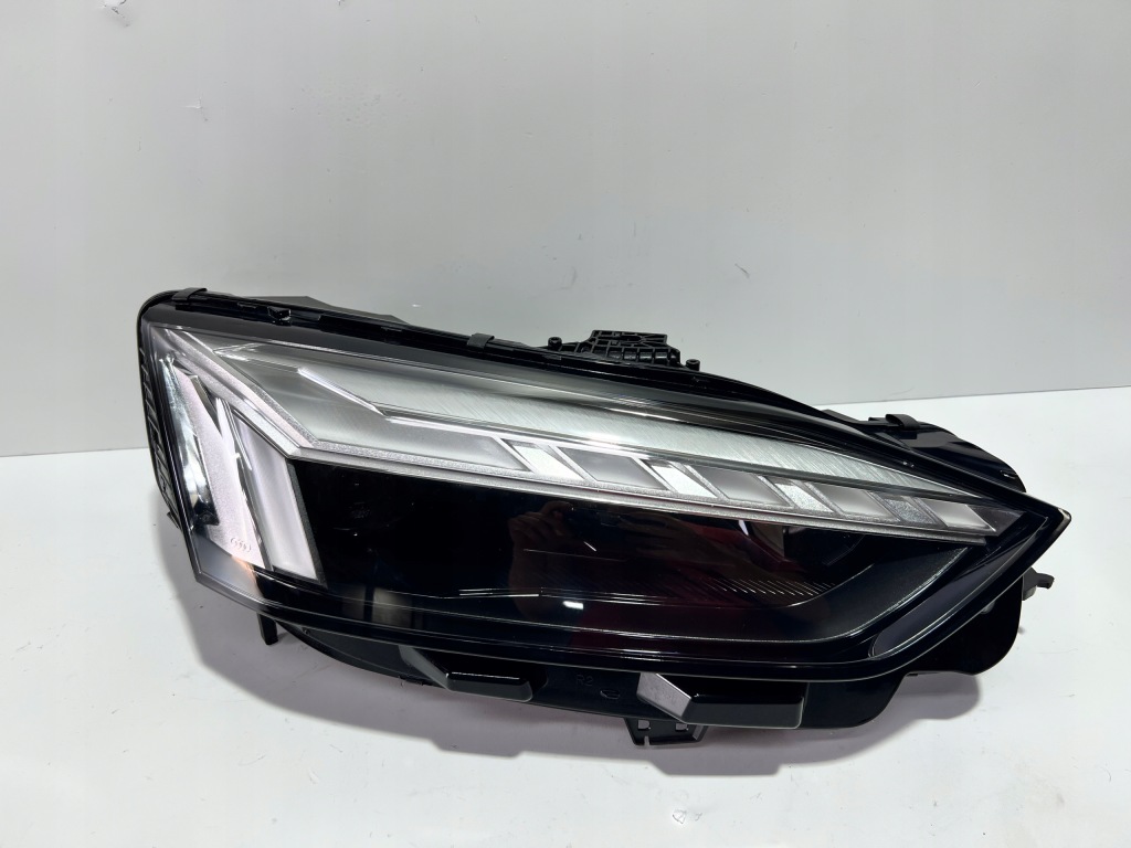 Audi a5 8w рестайлинг  full led matrix фара левая правый Оригинал