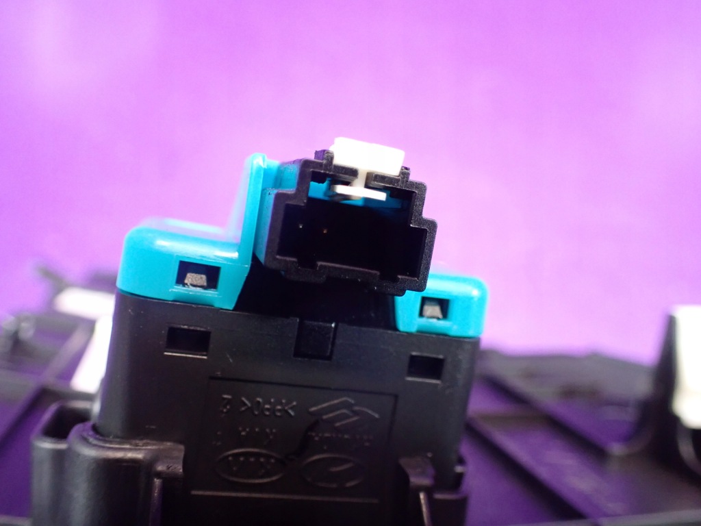 фото №3, Hyundai i20 ii 2 14- защита переключатель подушка безопасности