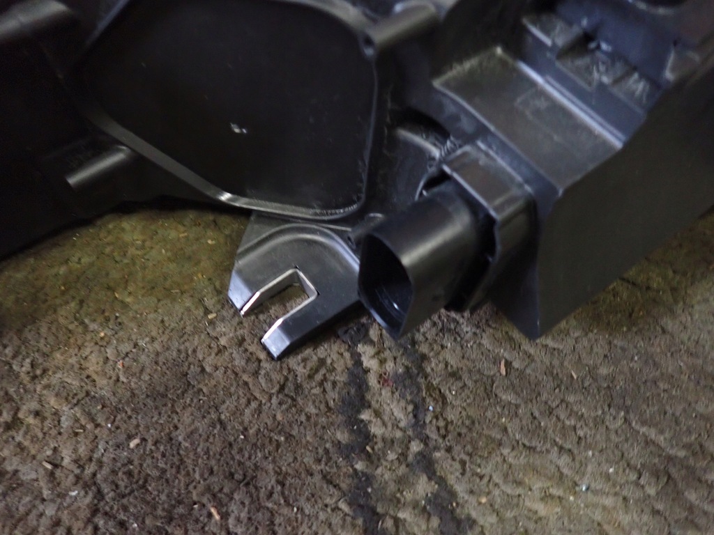 фото №8, Лампа левая bi-xenon +led audi a1 8x 2010-2015