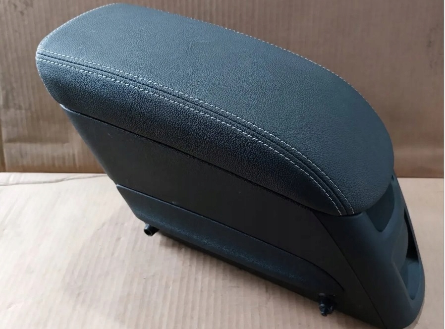 фото №1, Подлокотник кожа opel meriva b ii оригинал