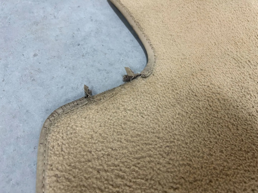 фото №8, Коврики велюровые бежевые bmw 5 f10 f11 2013